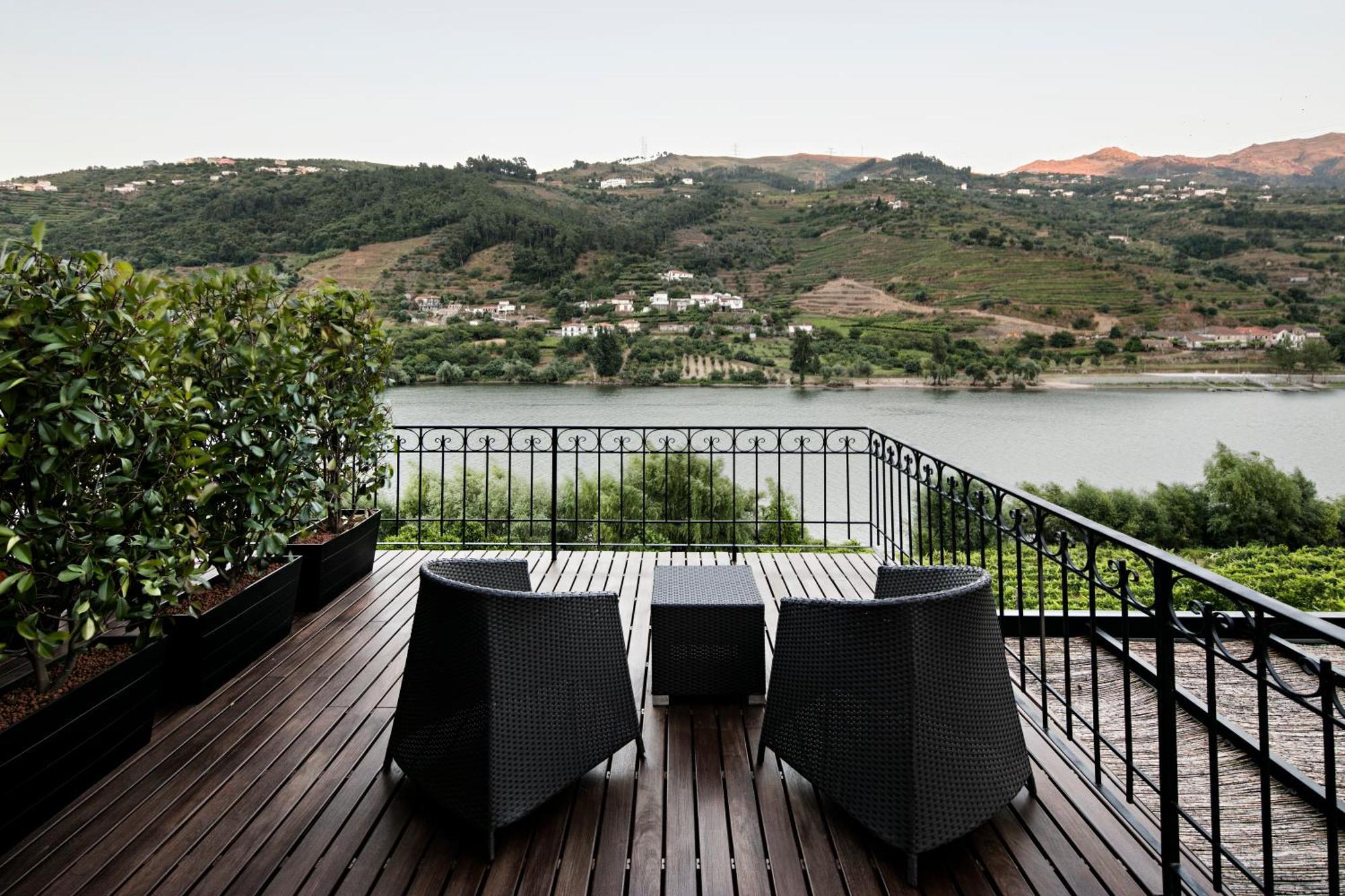 Quinta De S.Bernardo - Winery & Farmhouse Mesão Frio Zimmer foto